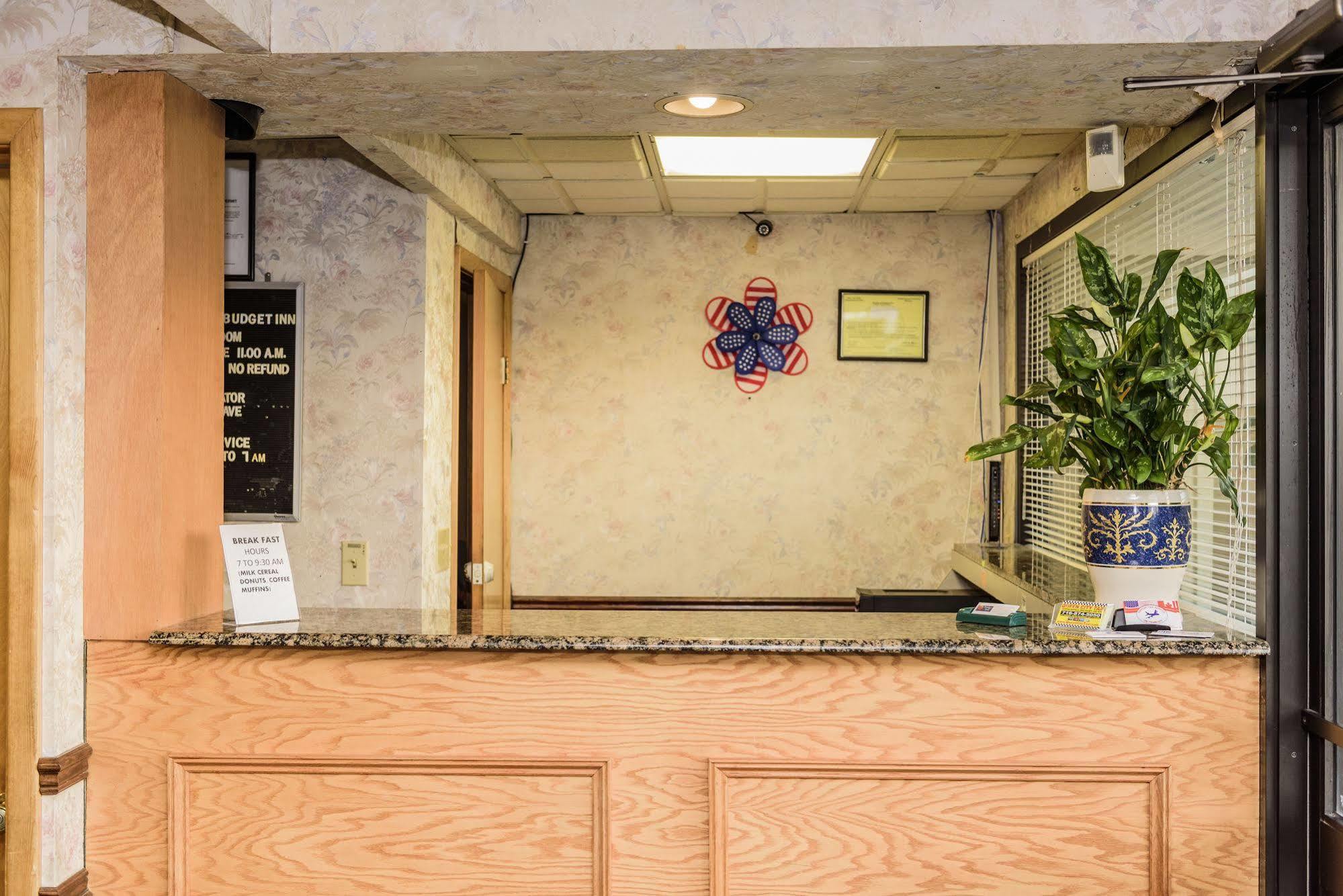 Budget Inn 윌리엄스빌 외부 사진